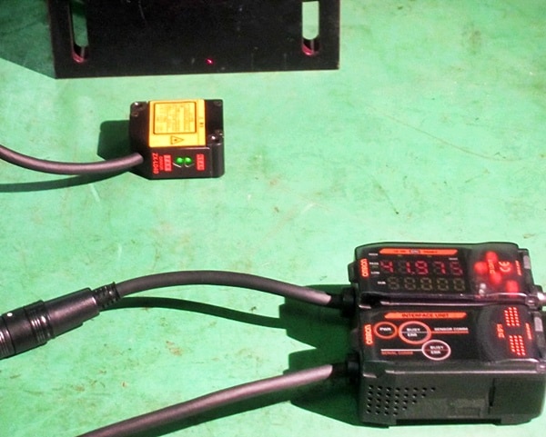 OMRON ZX-SF11 Smart sensor laser type ZX communication interface