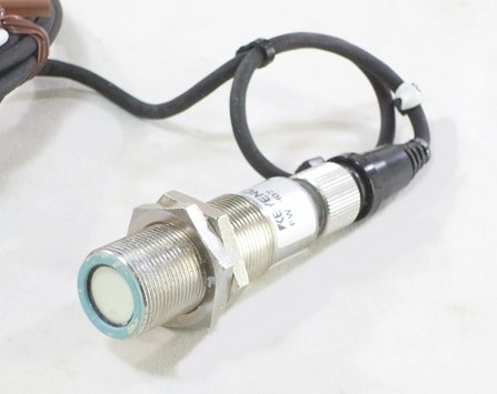 KEYENCE FW-V20/FW-H07 Digital ultrasonic sensor amplifier