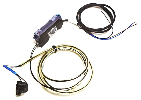 KEYENCE FS-V21/FU-95 Amplifier separation type sensor amplifier (master ...