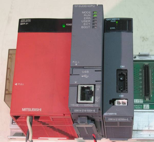 三菱電機シーケンサ Q12HCPU 3台 Q12HCPU 特長 MELSEC-Q シーケンサ MELSEC 仕様から探す｜三菱