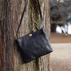 Twist Buckle Shoulder