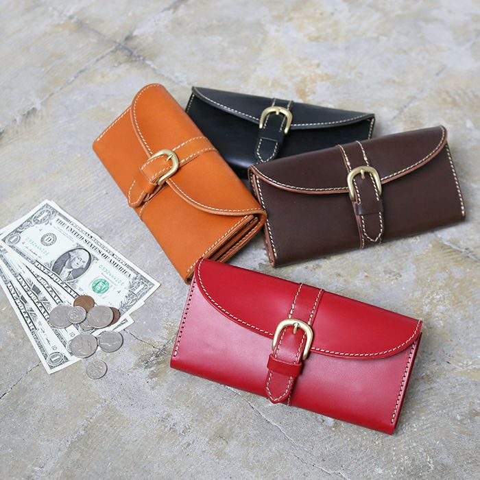 ベルテッド長財布