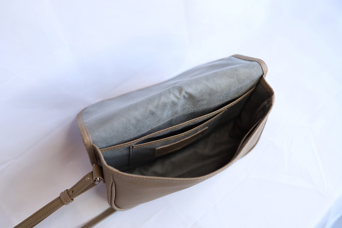 栃木レザーアンテナショップオンライン