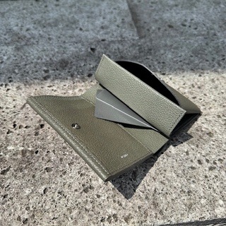 Hold Wallet Medium
