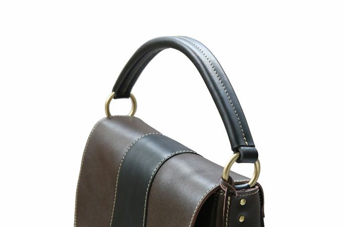【美品】カデナ型 ハンドバッグ レザー ライトブラウン 自立型 大きめサイズ 楽天市場】エルメス カデナ（男女兼用バッグ｜バッグ）：バッグ
