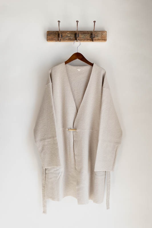 ironari イロナリ | フクローブ Col : Light Beige 公式通販 - t.m.p.