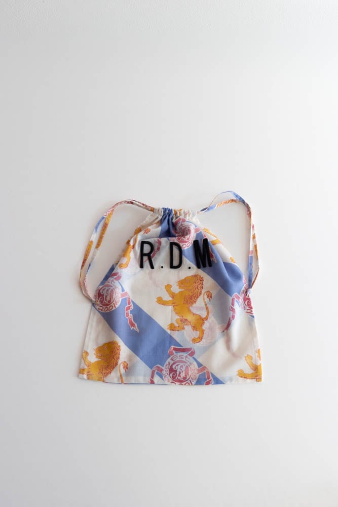 R&D.M.Co- (OLDMAN'S TAILOR) | C.LAWN ROYAL LION DRAWSTRING BAG