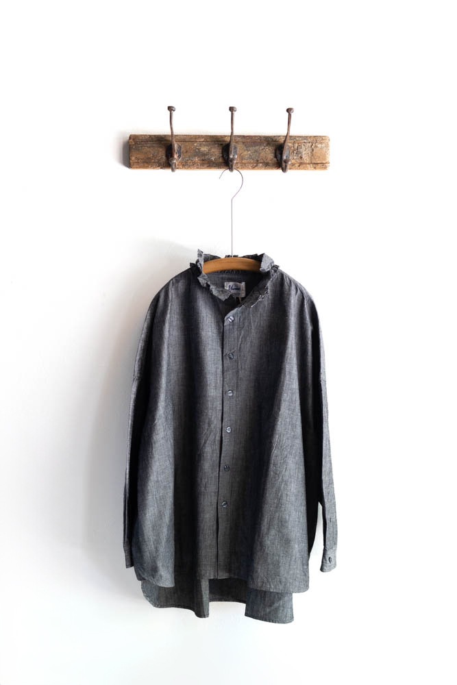 25ss Yarmo DUNGAREE RUFFLE SHIRTS シャツ Yarmo ヤーモ | Dungaree Ruffle Shirts Col : Black 公式通販
