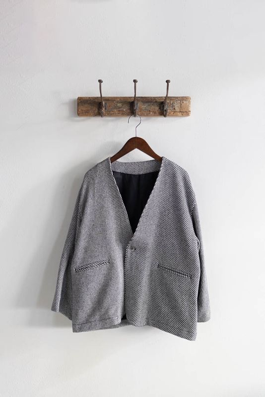 ARTEPOVERA アルテポーヴェラ　ノーカラーシャツカーディガンジャケット ARTE POVERA コットンウール ノーカラーJKT とても雰囲気の良い