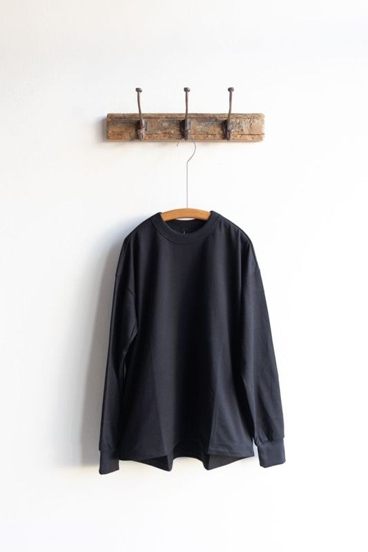 TRAVAIL MANUEL トラバイユマニュアル | ミディ天竺 バックラウンドL/S-T Col : BLACK