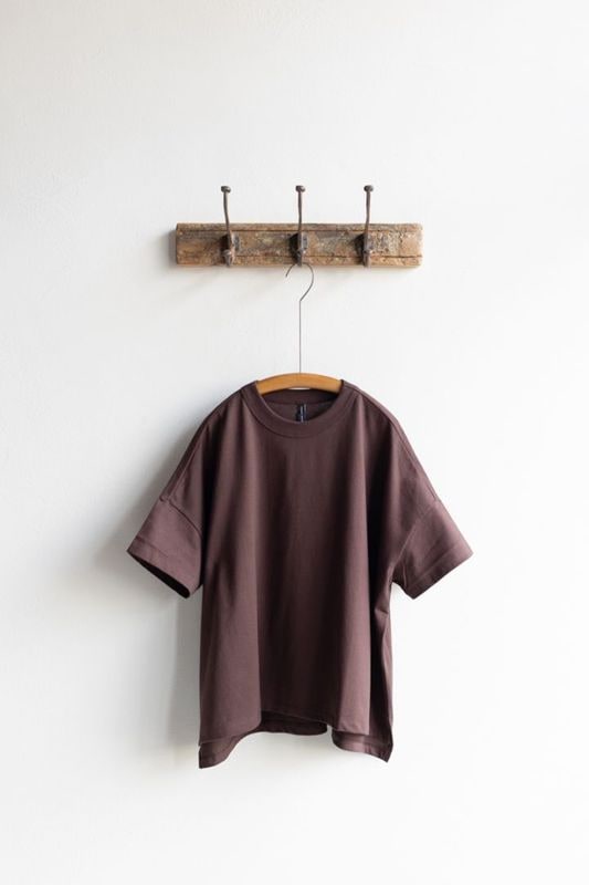 TRAVAIL MANUEL トラバイユマニュアル | クラシック天竺 スリットT Col : BROWN