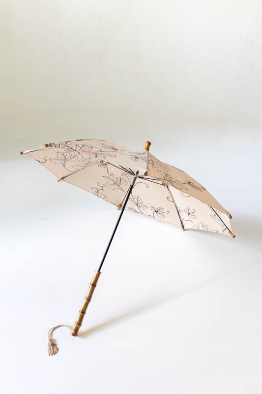 ツタエノヒガサ | きつねのたすき -葛 M・K 生成り- 公式通販 - t.m.p.