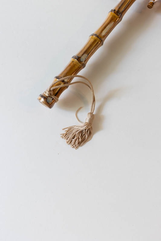 ツタエノヒガサ | きつねのたすき -葛 M・K 生成り- 公式通販 - t.m.p.