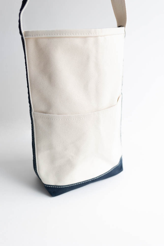 OUTIL ウティ　sac mouchard ボトルバッグ OUTIL ウティ | SAC MOUCHARD MAGNUM Col : ECRU/INDIGO 公式