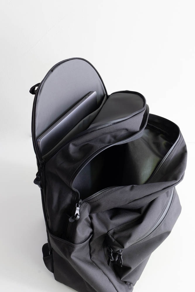 【未使用】スタンダードサプライ MATTE 2R LARGE DAYPACK MATTE 2R LARGE DAYPACK 2ルームラージデイパック | evergreen