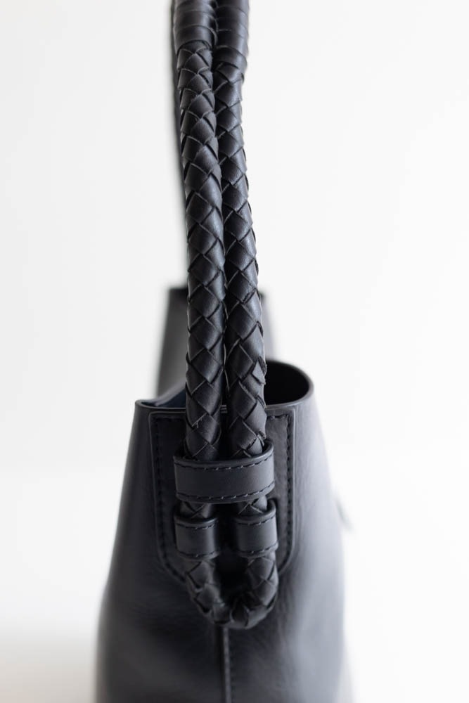 maison de soil メゾンドソイル | NAPPA LEATHER ONE HANDLE BAG Co