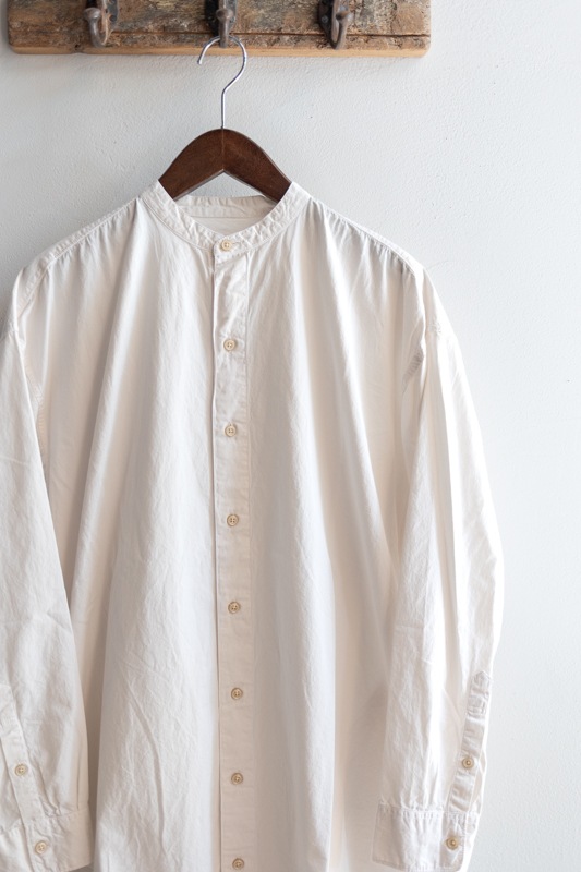 ARMEN アーメン | 40'S POPLIN UTILTY BANDED COLLAR LONG SHIRT Col