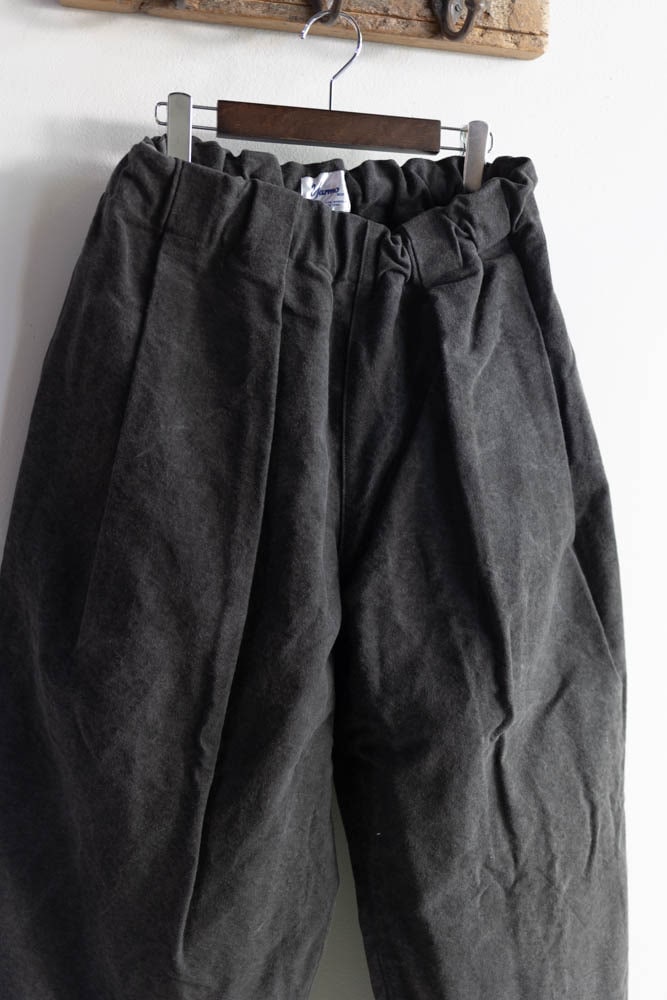 Yarmo ヤーモ | Work Pants Col : Charcoal 公式通販 - t.m.p.