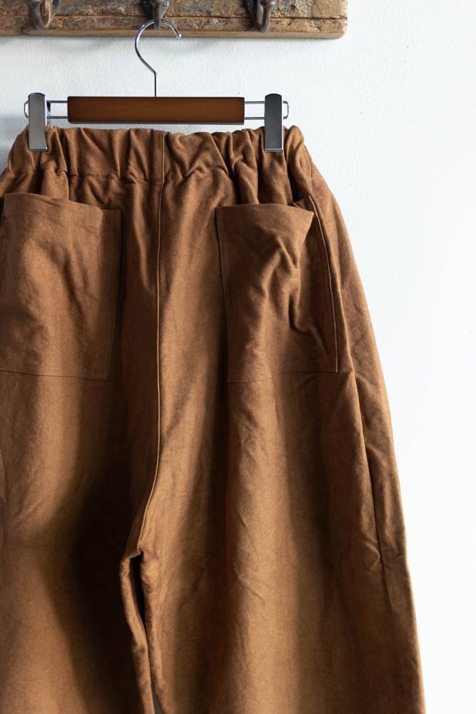 新品未使用　英国製yarmo ヤーモ　モールスキンワークパンツ　カーキ モールスキンワークパンツ／Yarmo（ヤーモ）｜愛着を持って