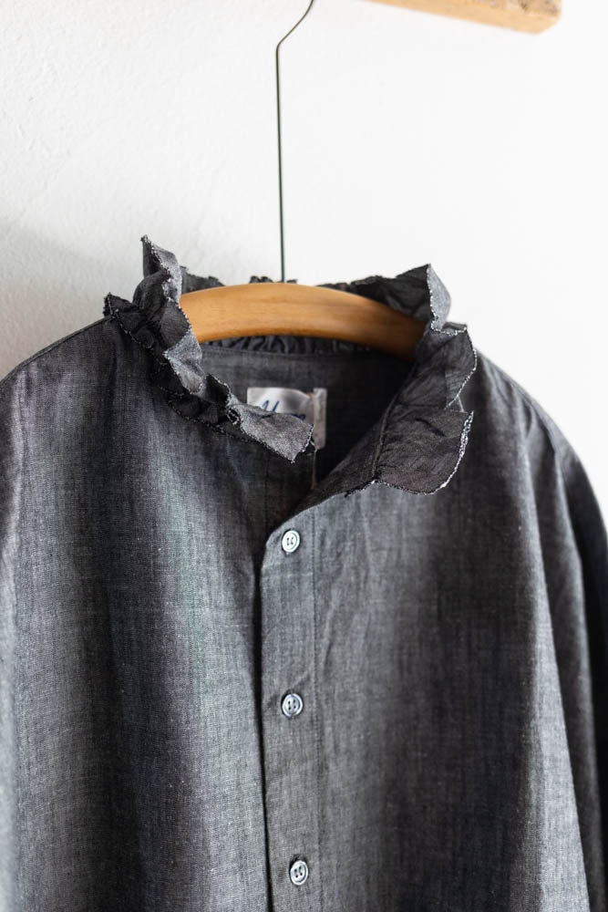 25ss Yarmo DUNGAREE RUFFLE SHIRTS シャツ 25ss Yarmo DUNGAREE RUFFLE SHIRTS シャツ
