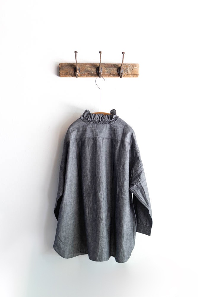 Yarmo ヤーモ | Dungaree Ruffle Shirts Col : Black 通販