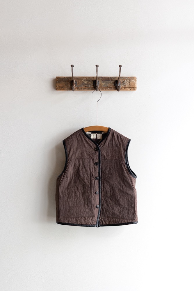 ASEEDONCLOUD アシードンクラウド | Reversible uniform vest Col
