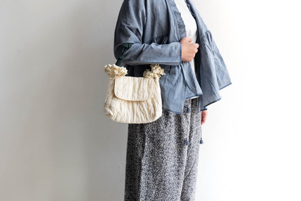 ASEEDONCLOUD アシードンクラウド | Shokuonshitsu Flower Bag -Ivory