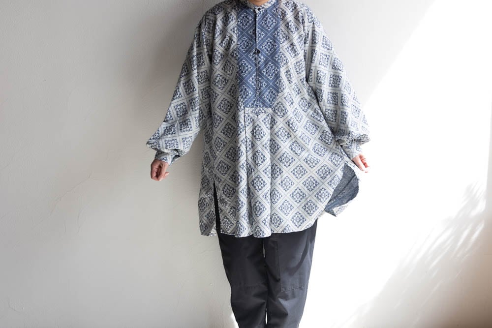 OUTIL ウティ | CHEMISIER FELINES Col : ECRU/INDIGO 公式通販