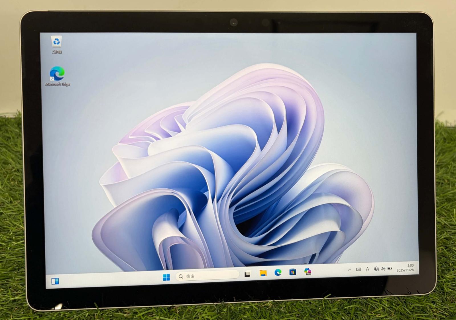 【未使用品☆2in1 ノート】office2024☆カメラ付☆ 10.5インチ☆GB/SSD64GB+SD256GB/Intel N200☆Microsoft Surface Go4 ※SDカード256GB付き！