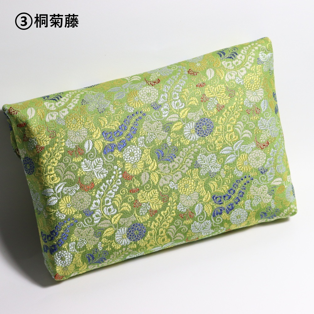 数寄屋袋 萌黄地雪持柳桐菊藤梅片身替文 | 小物 | 東京国立博物館
