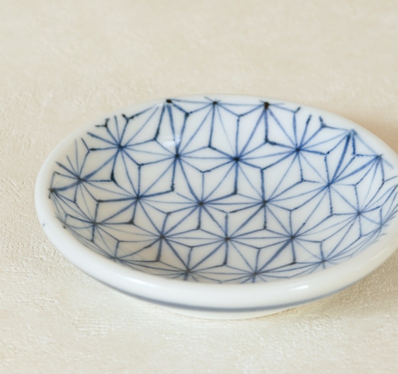 砥部焼 陽貴窯】豆皿 麻 | 窯元別,陽貴窯 | 砥部焼通販【とべまちモール】