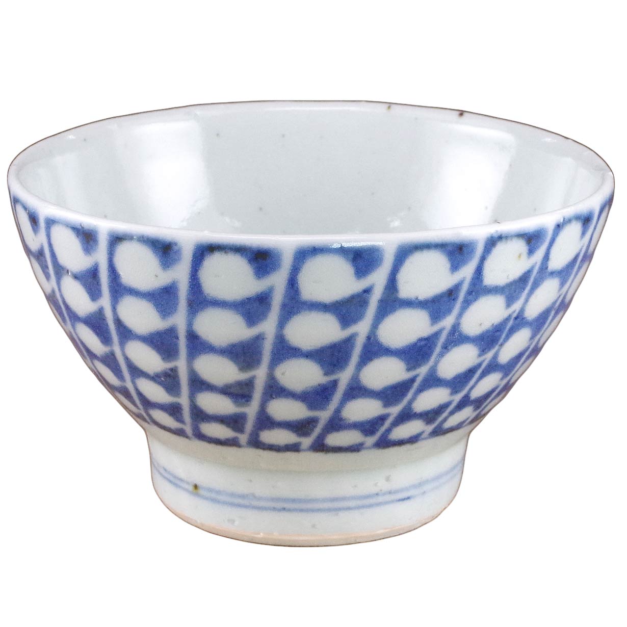 砥部焼 中田窯 くらわんか茶碗（すずらん）【和食器通販e-tobeyaki.com】