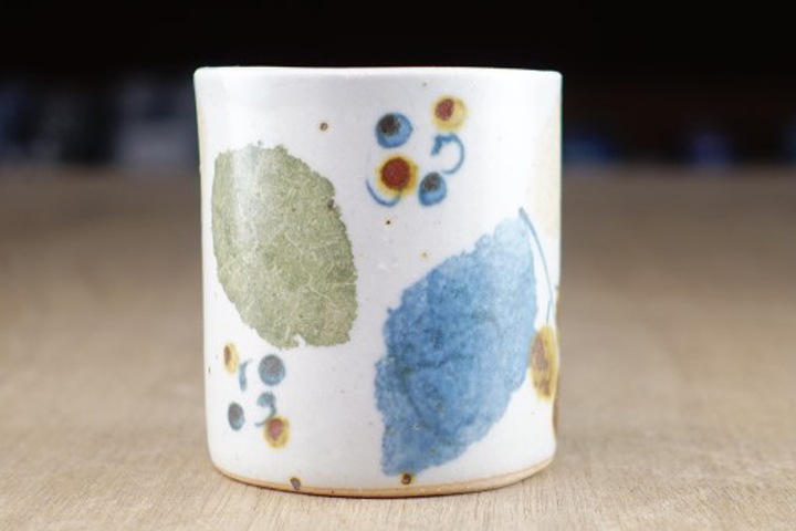 砥部焼 森陶房 筒湯呑み（木の葉）