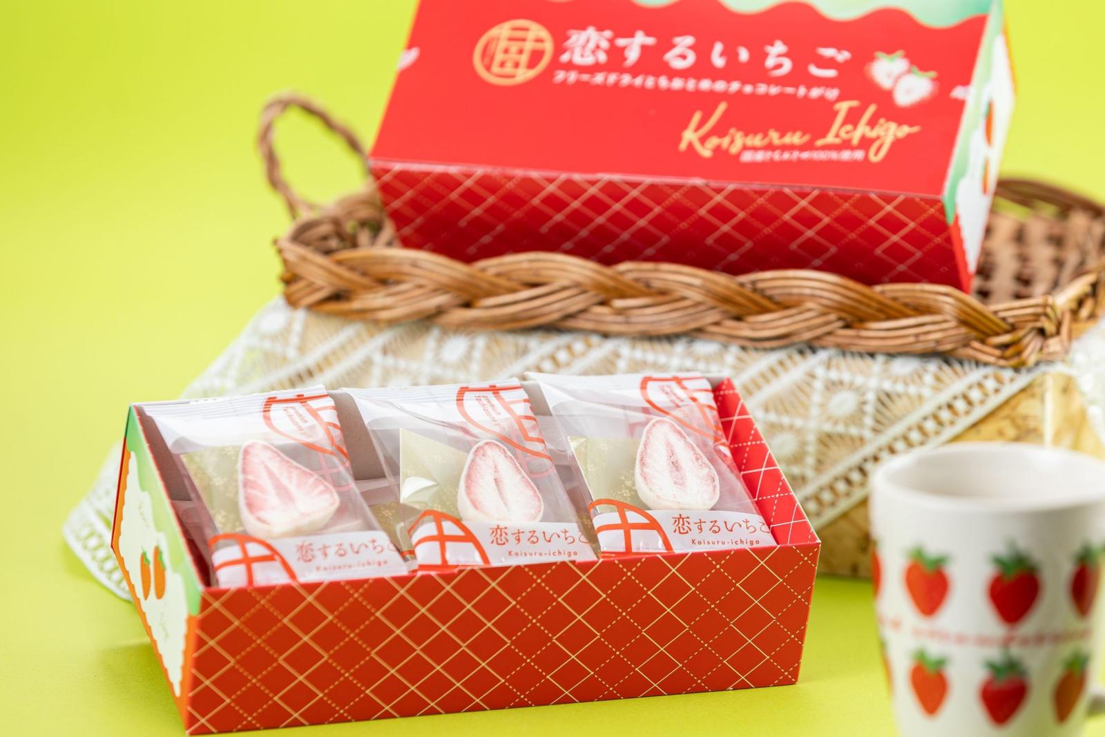 恋するいちご 赤箱（10個入り）