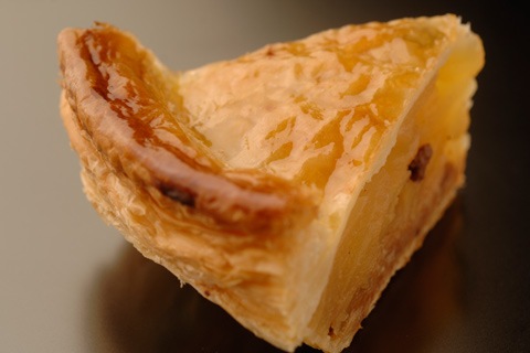 金谷ホテルベーカリー「冷凍アップルパイ」