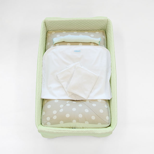 ベビハグ 天使の寝床（布団ドット柄）