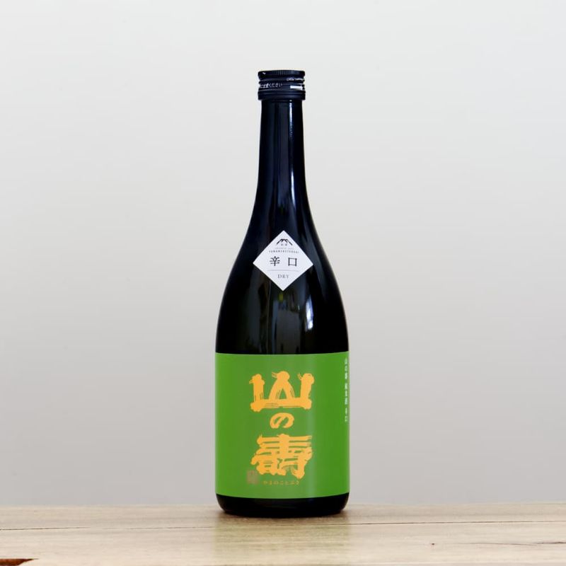 山の壽 純米酒 辛口 1800ml