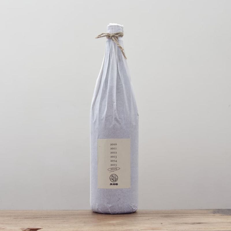 ŷ��ݯ����������2016��35�١�1,800ml