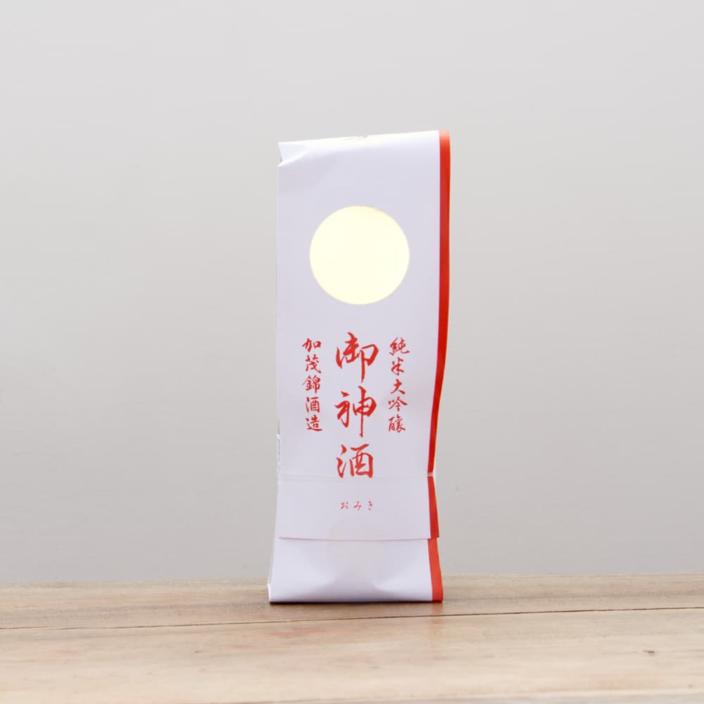 勝駒　御神酒　お神酒　清酒180ml 平成24年2月製造 白鶴酒造 白鶴 上撰御神酒 金箔入 180ml（瓶）| コープこうべネット
