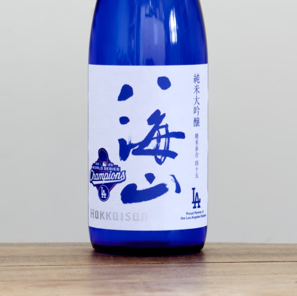 八海山 純米大吟醸 ブルーボトル ワールドシリーズ優勝記念ラベル 720ml