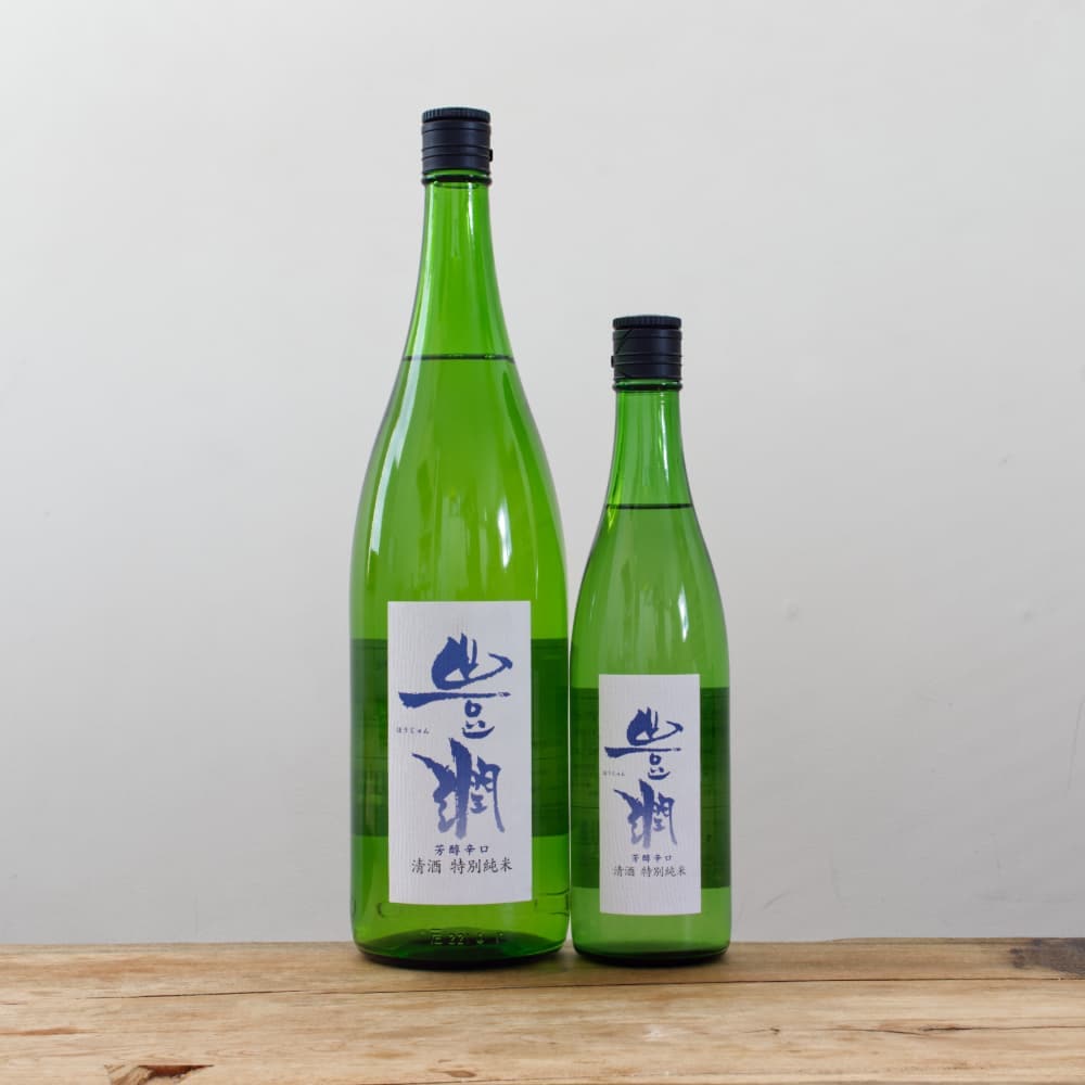 初代 豊吉 特別純米酒 720ml 初代 豊吉 特別純米酒 720ml