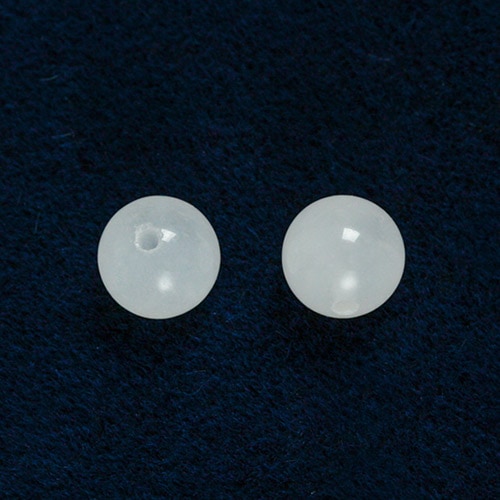 天然石　ビーズ　ホワイトジェード　ラウンド 4mm 40個 806