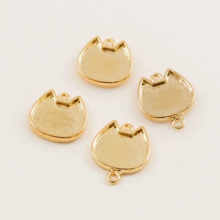 フレームネコ小(カン付底有)横幅約18mm ゴールド 2ヶ
