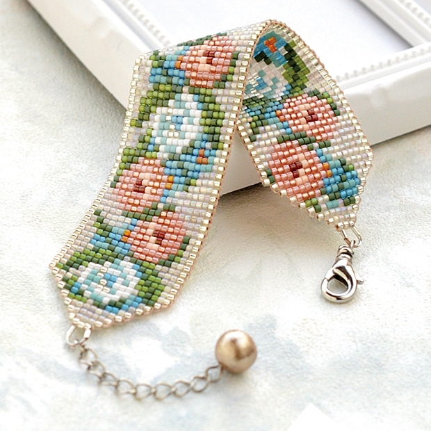 デリカビーズ織りアクセサリーキット シャルダンローズ・ブレスレット シルバー BFK-499