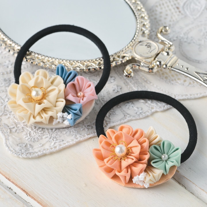 コットン生地で作る 普段づかいのつまみ細工 ヘアゴム クリーム LH-438