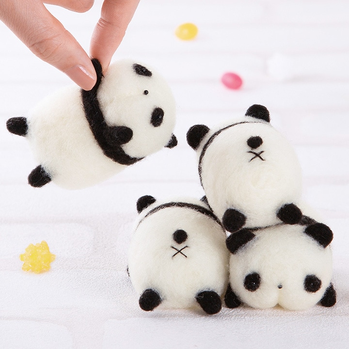 ハマナカ アクレーヌキット おしりフェイスマスコット パンダ H441-554