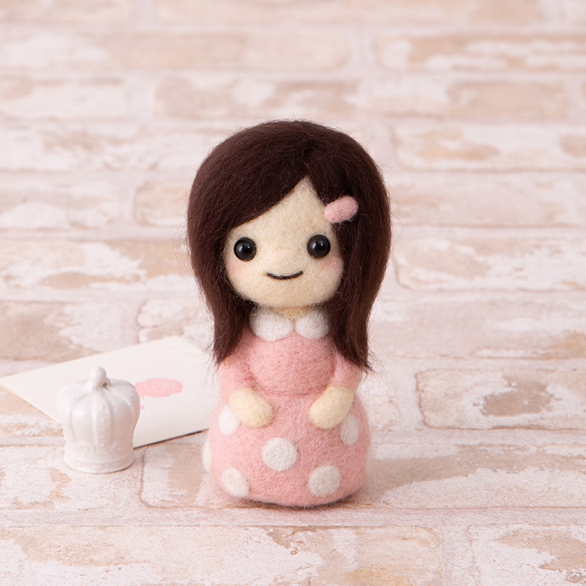ハマナカ フェルト羊毛でつくる かわいいおんなのこ 黒髪のおんなのこ H441-598/樹 miki