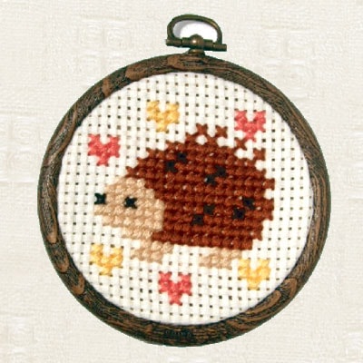 クロスステッチキット COSMO(ルシアン)　まんまるフレーム 2 ハリネズミ 