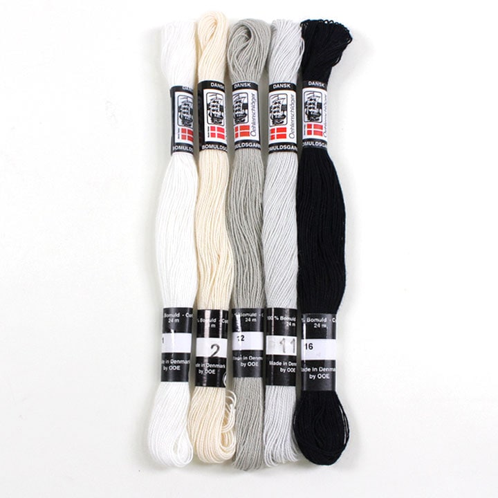 O.O.E.(オーレンシュレーガー) 花糸 5色セット モノトーン系