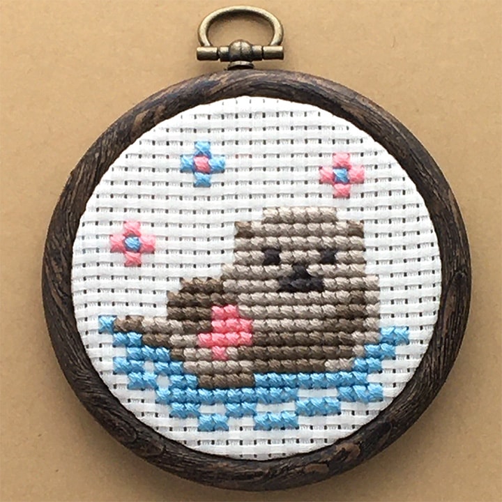 COSMO まんまるフレーム ラッコ No.7773 刺繍キット
